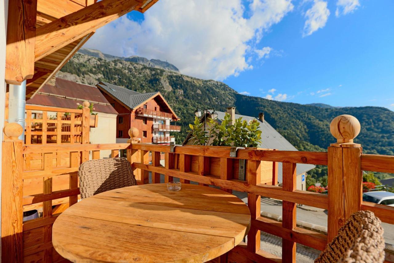 Hotel Le V De Vaujany Εξωτερικό φωτογραφία