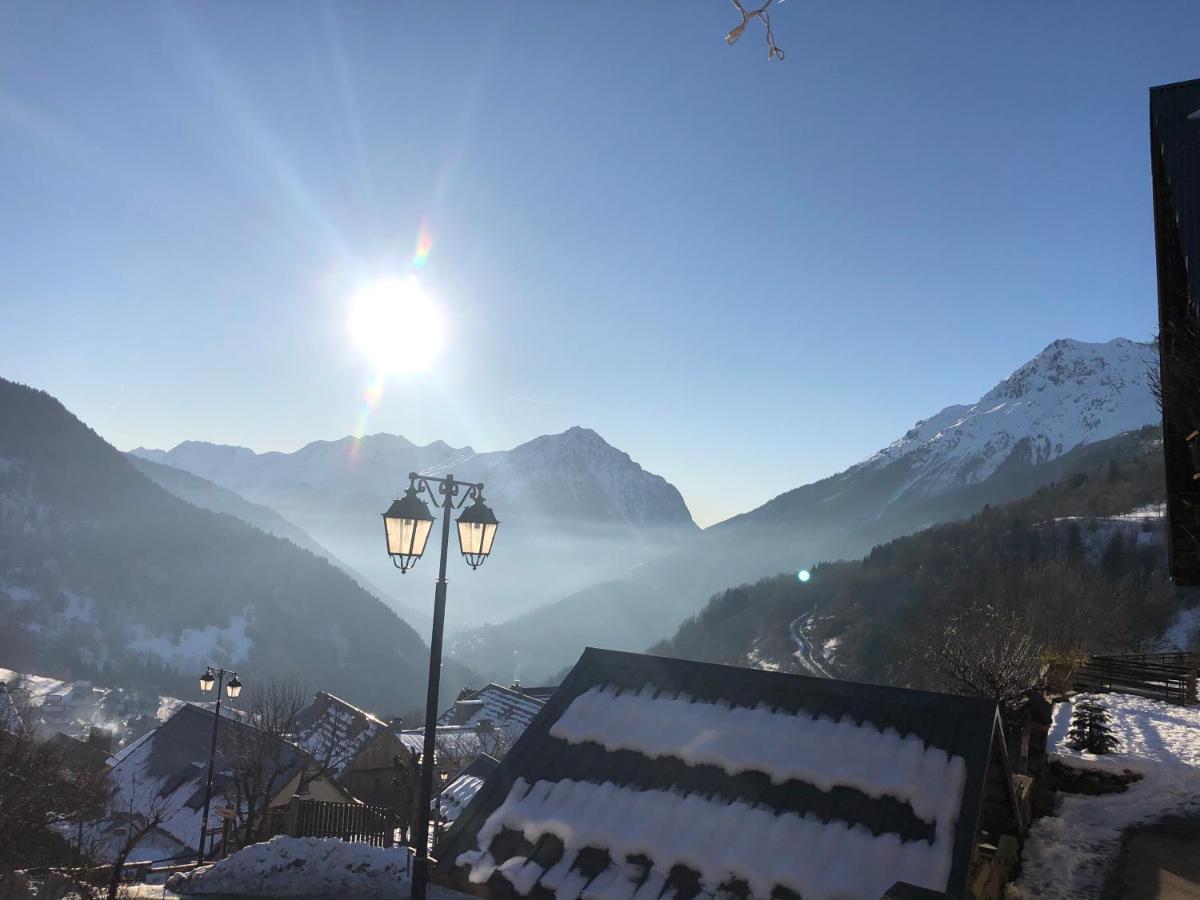 Hotel Le V De Vaujany Εξωτερικό φωτογραφία