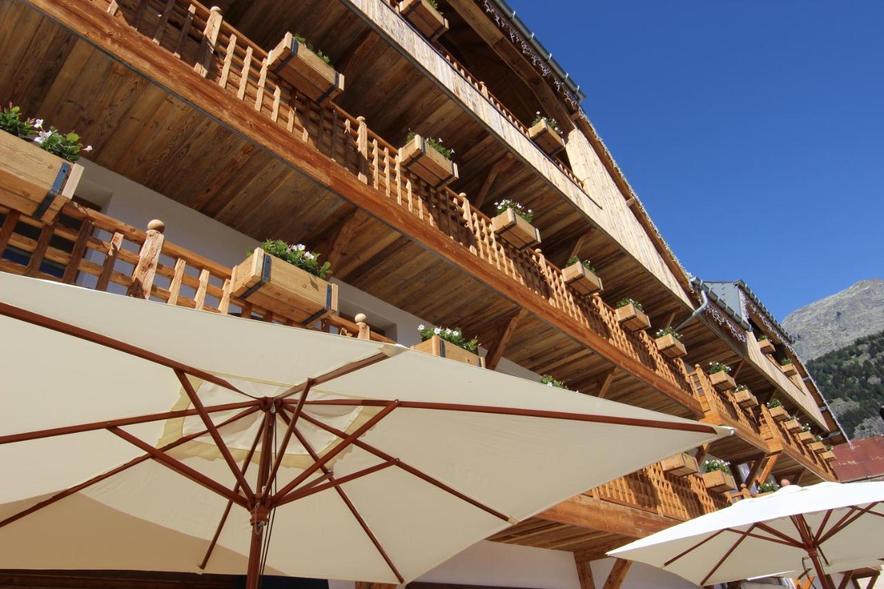 Hotel Le V De Vaujany Εξωτερικό φωτογραφία