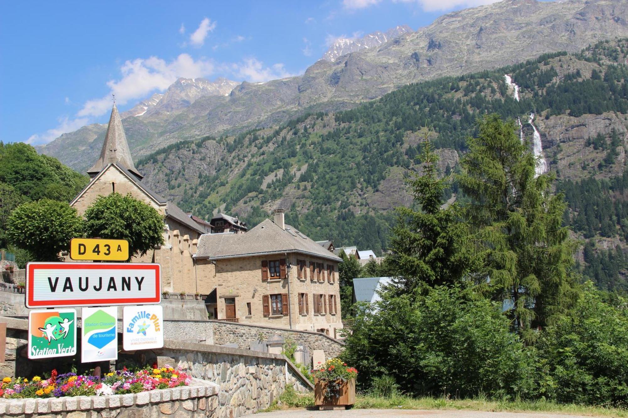 Hotel Le V De Vaujany Εξωτερικό φωτογραφία